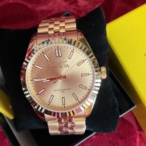 Brand New. Invicta Oxford Men's Gold Watch